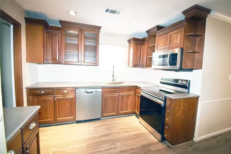 1806 Cedarwood Court Sugar Land TX 77498
