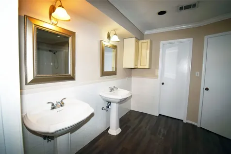 1806 Cedarwood Court Sugar Land TX 77498