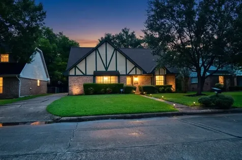 1806 Cedarwood Court Sugar Land TX 77498