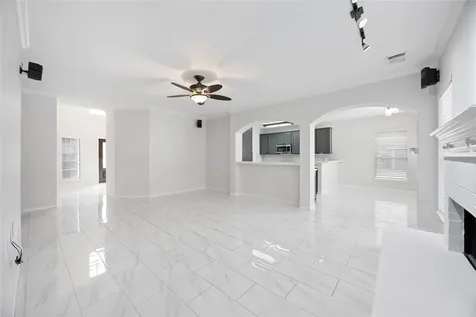 15 Finetta Lane Alvin TX 77511