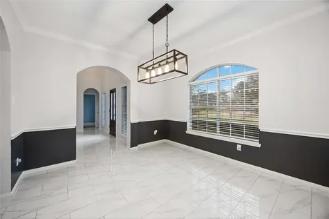 15 Finetta Lane Alvin TX 77511