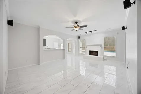 15 Finetta Lane Alvin TX 77511