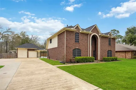 15 Finetta Lane Alvin TX 77511