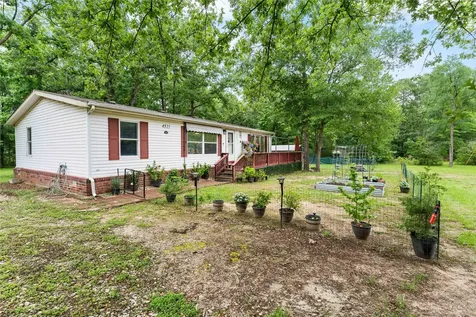 4521 Grand Oaks Drive Willis TX 77378