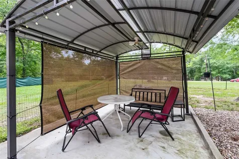 4521 Grand Oaks Drive Willis TX 77378