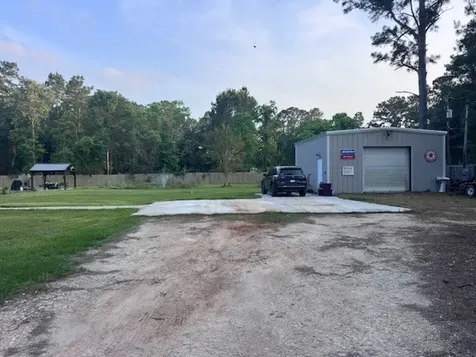 320 County Road 2282 Cleveland TX 77327