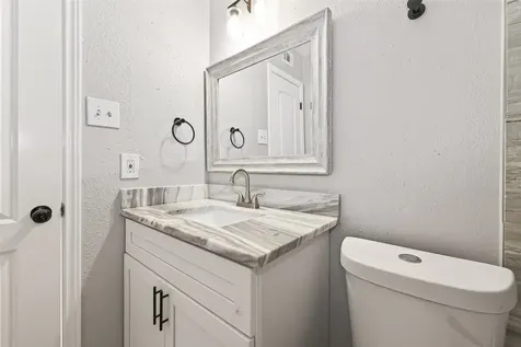 5625 Antoine Drive 1203 Houston TX 77091