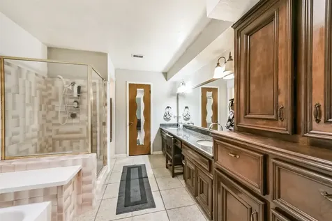 338 Grand Oaks Boulevard Houston TX 77015