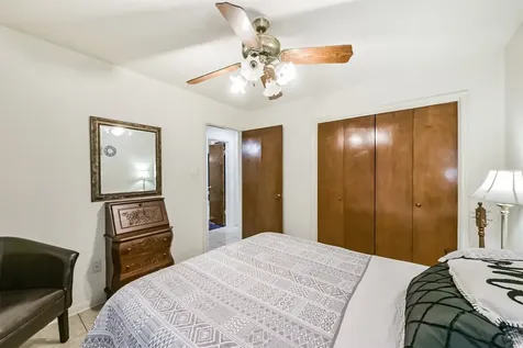 338 Grand Oaks Boulevard Houston TX 77015