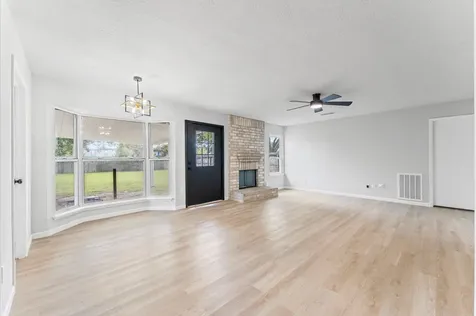 15439 Woodhorn Drive Houston TX 77062