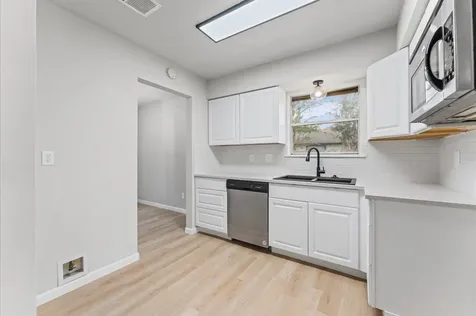 15439 Woodhorn Drive Houston TX 77062
