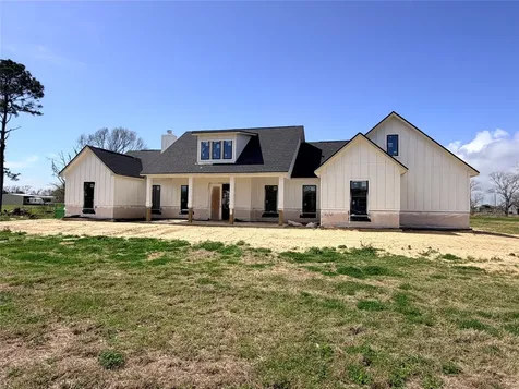 610 Blueberry Lane Cove TX 77523