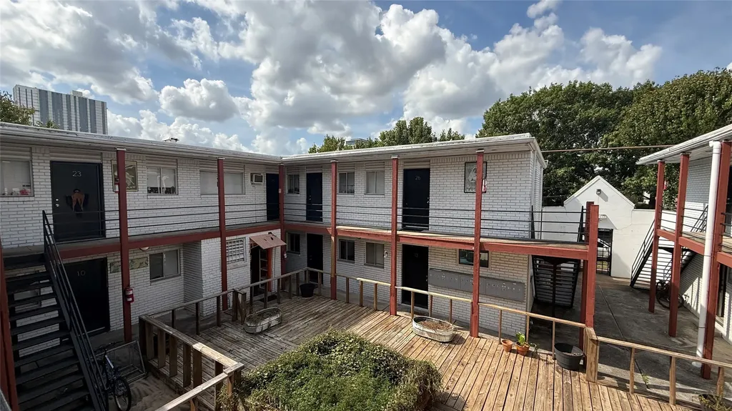 4921 Crawford Street 19 Houston TX 77004