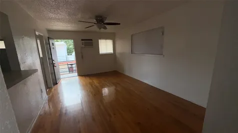 4921 Crawford Street 19 Houston TX 77004