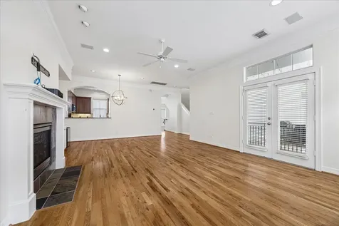 612 Leverkuhn Street Houston TX 77007