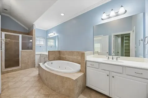 612 Leverkuhn Street Houston TX 77007