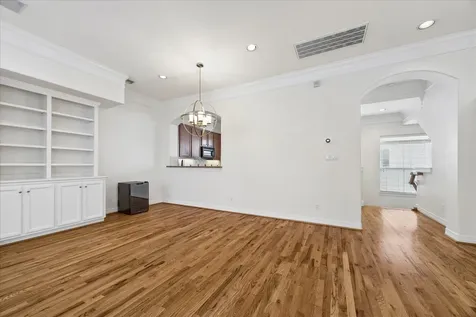 612 Leverkuhn Street Houston TX 77007