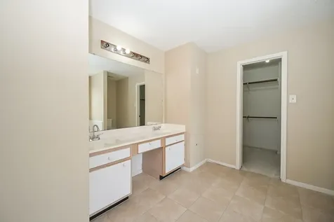 13723 Wood River Drive Houston TX 77085