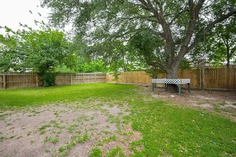 13723 Wood River Drive Houston TX 77085