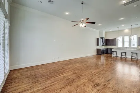 1110 Thompson Street Houston TX 77007