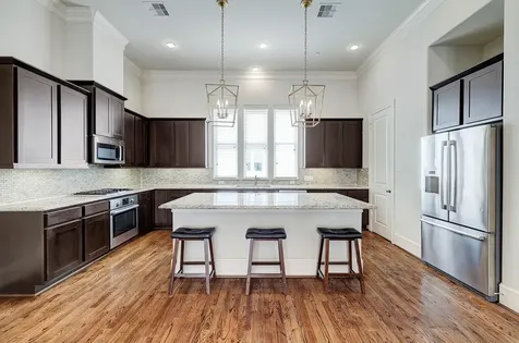 1110 Thompson Street Houston TX 77007