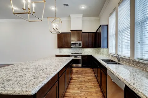 1110 Thompson Street Houston TX 77007