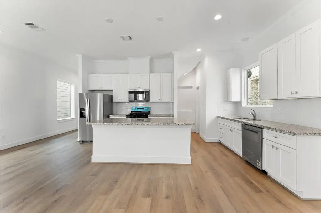 6402 Pregonero Lane Houston TX 77048
