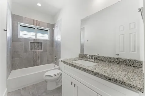 6402 Pregonero Lane Houston TX 77048