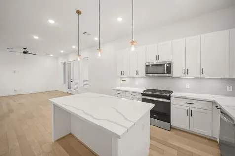 2811 Anita Street Houston TX 77004