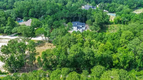 22 Majestic Falls Drive Kingwood TX 77339