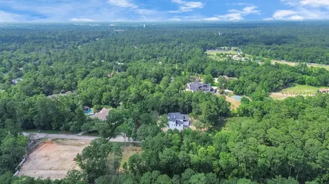 22 Majestic Falls Drive Kingwood TX 77339