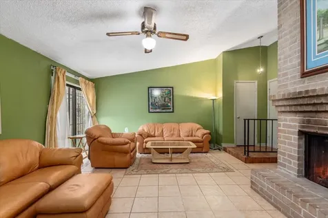 6351 Cambridge Glen Lane Houston TX 77035