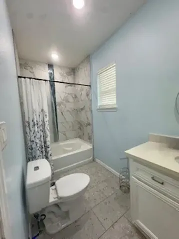 105 County Road 5213 Cleveland TX 77327