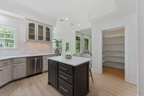 368 Ridgelake Scenic Drive Montgomery TX 77316