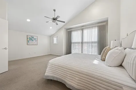 1729 Reinerman Street Houston TX 77007