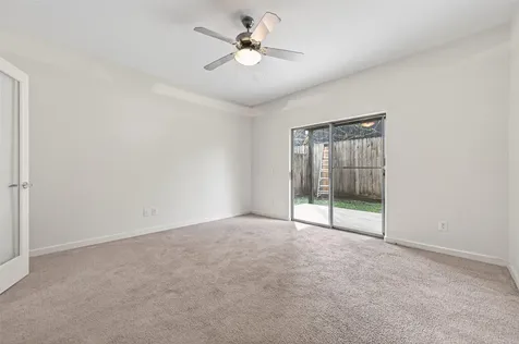 1729 Reinerman Street Houston TX 77007
