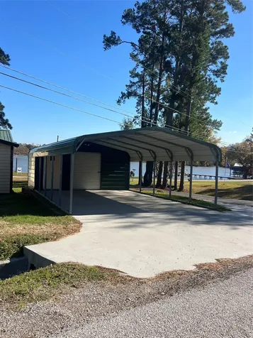 2 Lee Drive Huntsville TX 77320