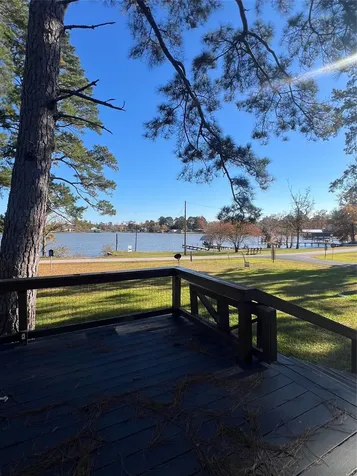 2 Lee Drive Huntsville TX 77320