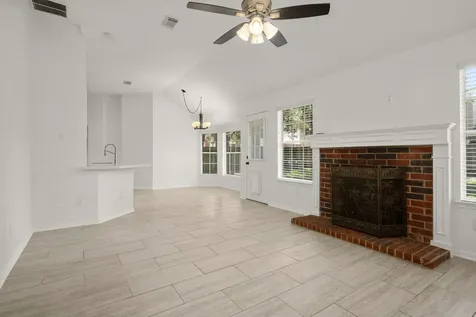 16014 Lakestone Drive Tomball TX 77377