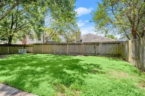 16014 Lakestone Drive Tomball TX 77377