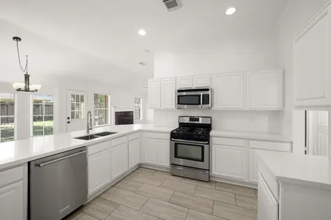 16014 Lakestone Drive Tomball TX 77377