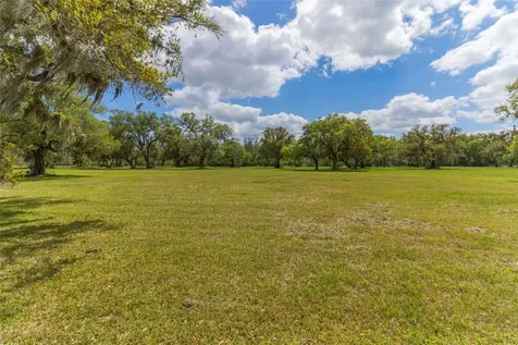 4239 County Road 348 Brazoria TX 77422