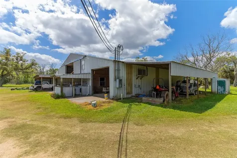 4239 County Road 348 Brazoria TX 77422