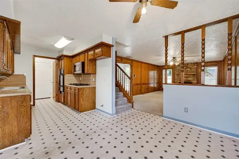 4214 Parkland Street Pasadena TX 77504
