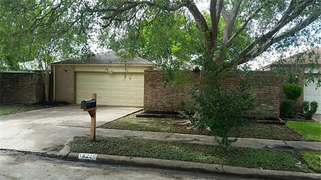 16210 Olive Glen Drive Houston TX 77082