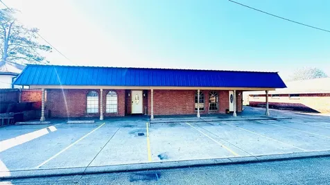 811 N Travis Street Liberty TX 77575