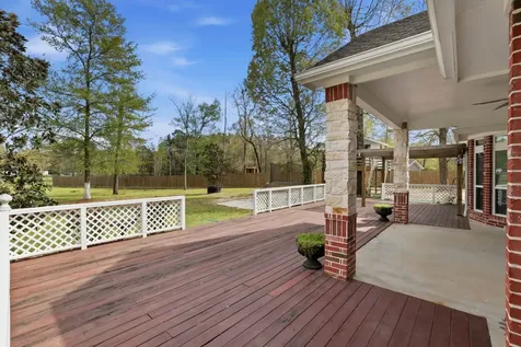 9942 Ramzi Drive Conroe TX 77303