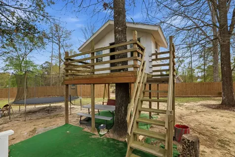 9942 Ramzi Drive Conroe TX 77303