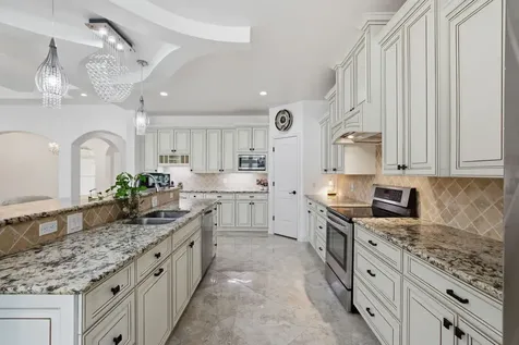 9942 Ramzi Drive Conroe TX 77303
