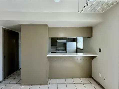 1042 W Village Court D Pasadena TX 77506